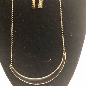 Black and gold paparazzi necklace